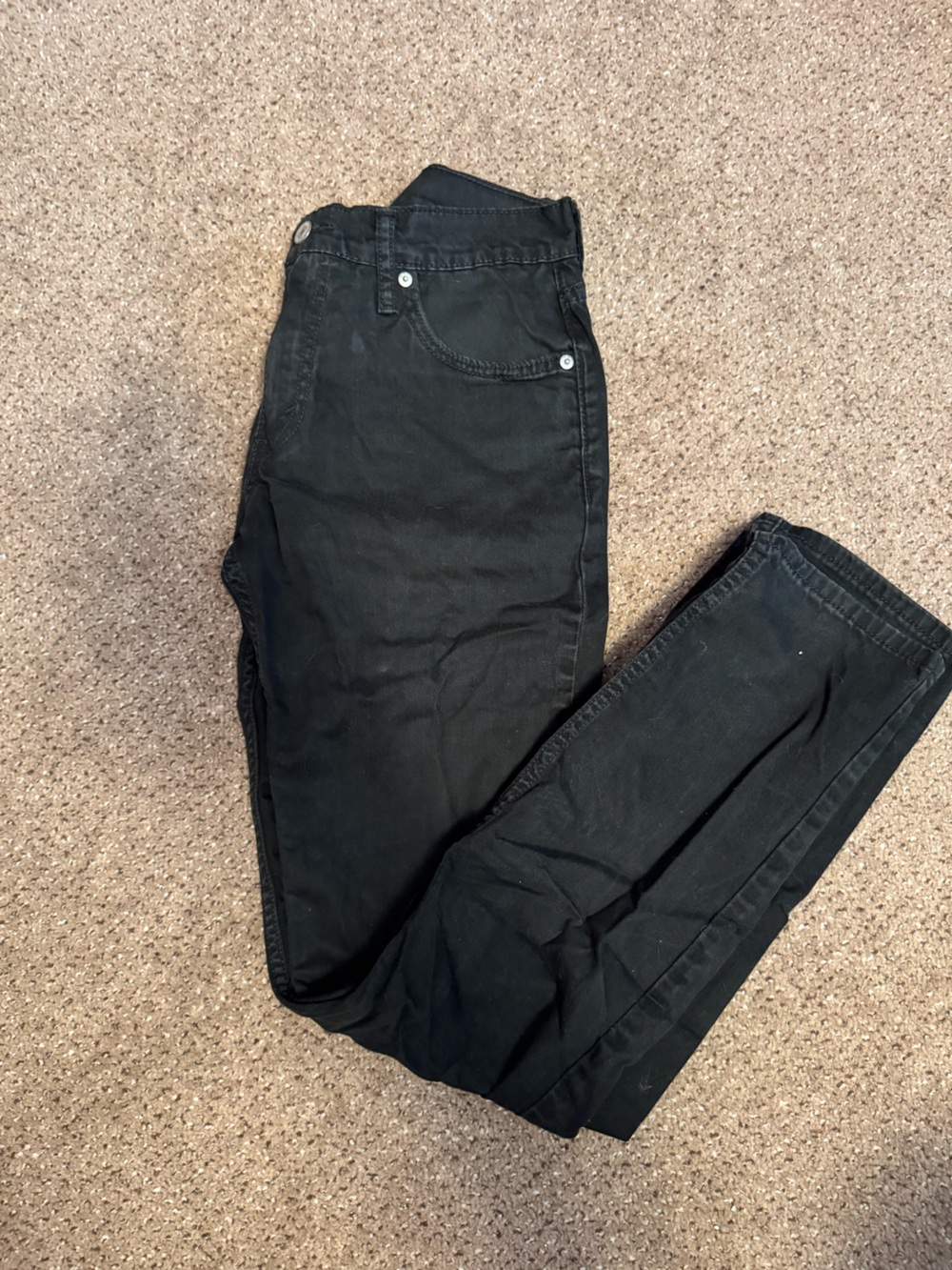 VINTAGE LEVI JEANS